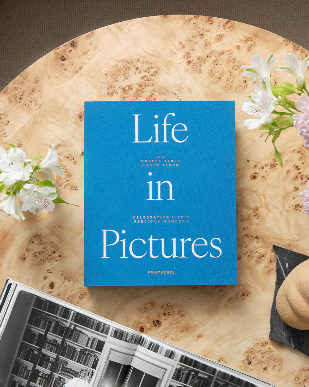 Life in Pictures, Blue - Image 4